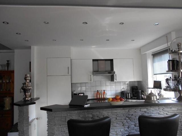 Stilvolle 3 Zimmer Wohnung mit Balkon in Korschenbroich