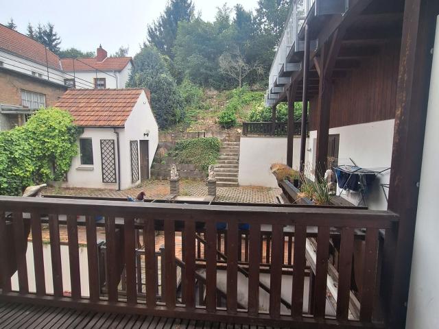 Stilvolle 3 Zimmer Wohnung mit großem Privatgarten, Balkon und hochwertiger Sanierung in Jena