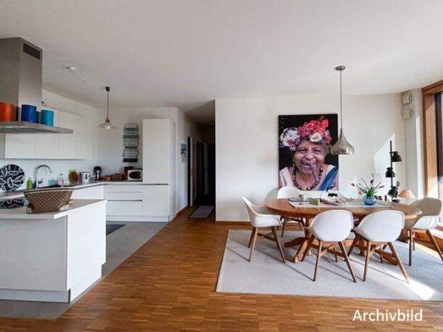 Stilvolle 3 Zimmer Wohnung mit Dachterrasse im Herzen von Oldenburg