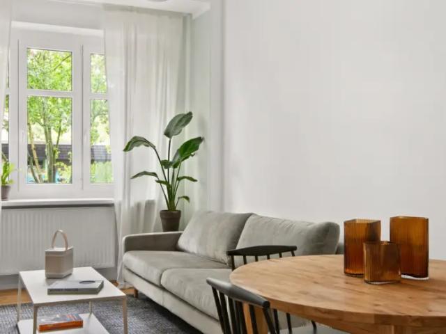 Stilvolle 3 Zimmer Wohnung mit Design Details im Reuterkiez