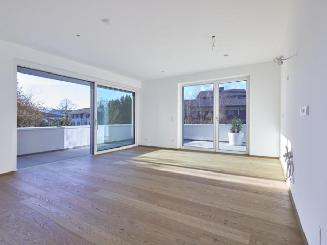 Stilvolle 3 Zimmer Wohnung mit Premium Wohnkomfort in Gmundens Bestlage