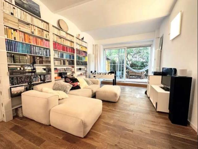 Stilvolle 3 Raum EG Wohnung mit geh. Innenausstattung mit Terasse und EBK in Berlin Friedrichshain