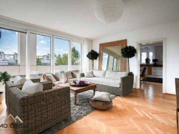 Stilvolle 118 m² Dachgeschoßwohnung mit 65 m² Panoramaterrasse in Graz St. Peter!