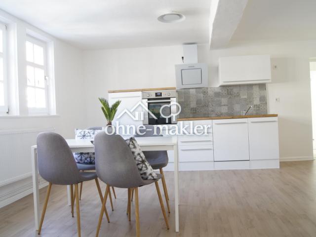 Stilvolle 2,5 Zimmer Wohnung im Altbau – möbliert & gemütlich