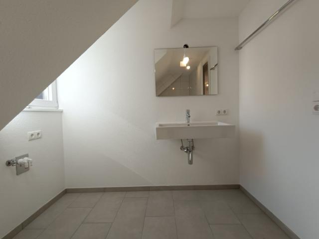 Stilvolle 2 Zimmerwohnung komplett saniert!