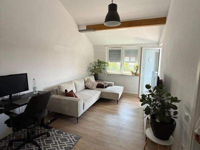 Stilvolle 2 Zimmer Dachgeschosswohnung im Neubau