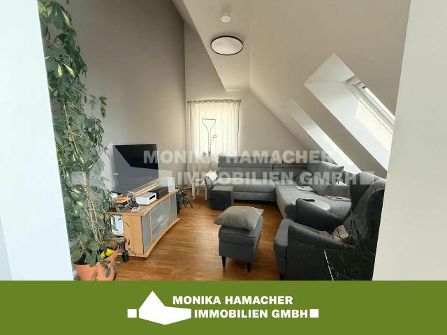 Stilvolle 2 Zimmer Maisonette Wohnung mit offener Galerie