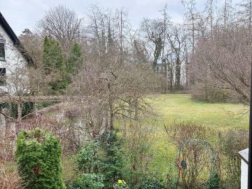 STYLISH 2 BEDROOM APARTMENT ON A PARK LIKE PROPERTY IN MUNICH SOLLN