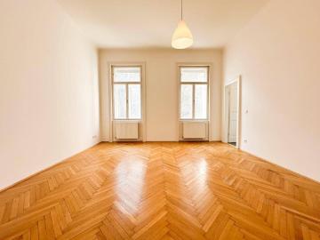 Stilvolle 2 Zimmer Wohnung in einem wunderschönen Stilaltbau