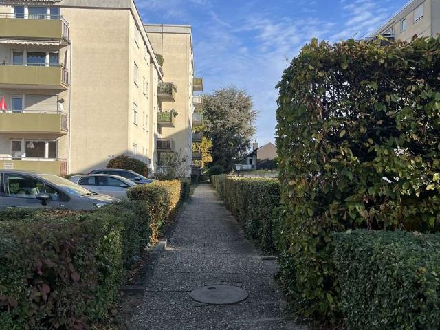 Stilvolle 2 Zimmer Wohnung mit Balkon in Hochheim am Main