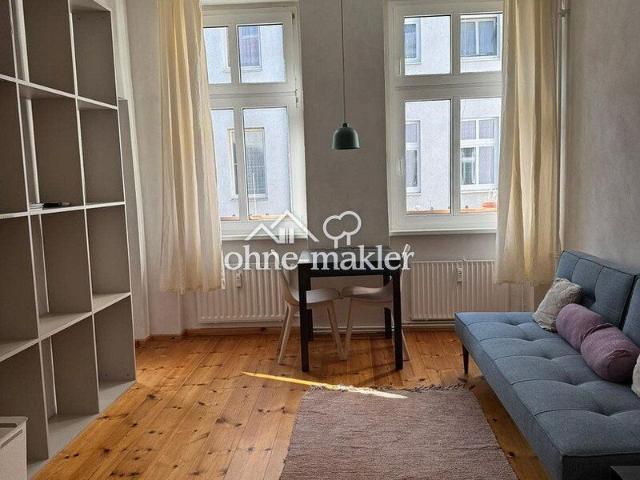 Stilvolle 2 Zimmer Wohnung mit klassischem Altbaucharme