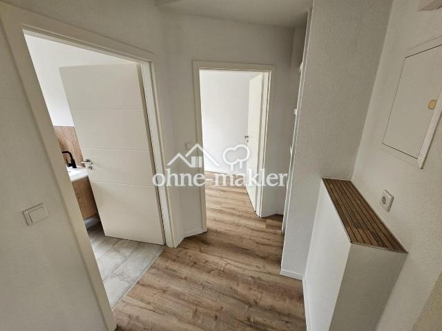 Stilvolle 2 Zimmer Wohnung mit Regendusche, Badewanne & hochwertiger Ausstattung in Bernau