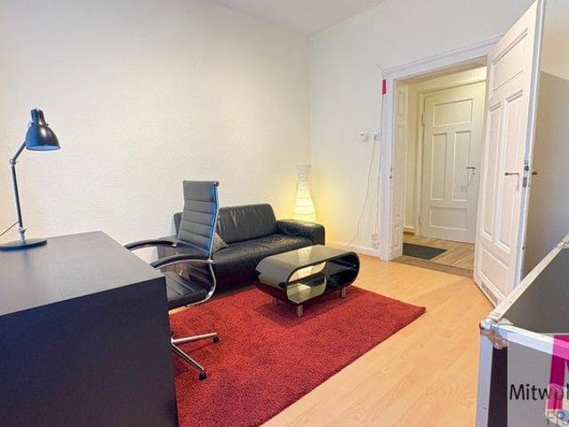 Stilvolle 2 Zimmer Wohnung mit viel Licht und hohen Decken in Nürnberg