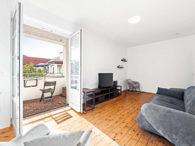 Stilvolle 2 Zimmer Wohnung mit zwei Balkonen und gehobener Ausstattung in Adlershof