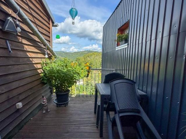 Stilvolle 2 Raum Wohnung mit Balkon am Markt in Schwarzenberg