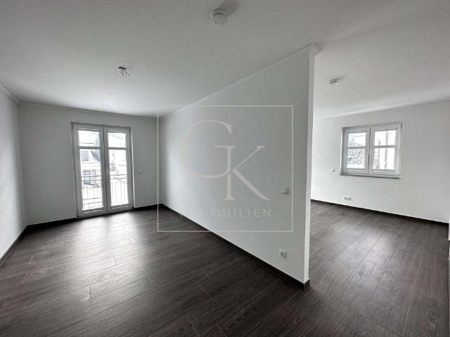 Stilvolle 4,5 Zimmer Wohnung mit 2 Terrassen & 2 Stellplätzen