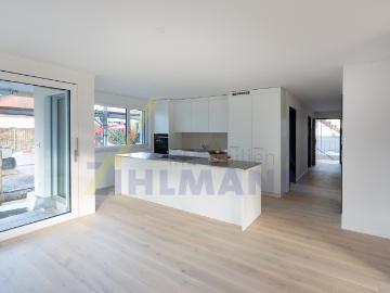 Stilvolle 4.5 Zimmer Gartenwohnung mit grosszügigem Aussenbereich