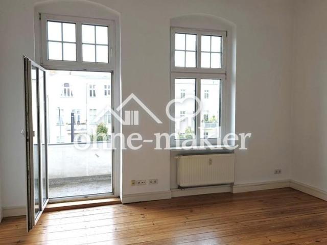 Stilvolle 4 Zimmer Altbauwohnung | 130 m² | 2 Balkone | Erker | Top Lage am S Bahnhof Karlshorst