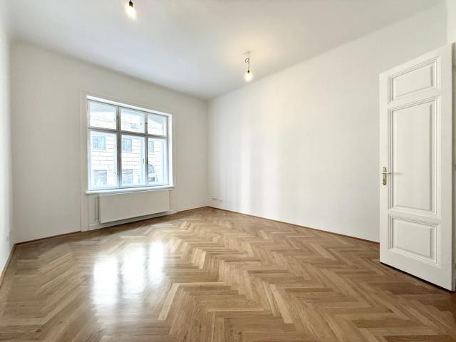 Stilvolle 4 Zimmer Altbauwohnung mit 132 m² und hochwertiger Ausstattung Landstraße