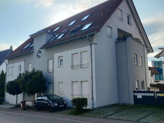 Stilvolle 4 Zimmer Wohnung mit Balkon und Einbauküche in Urbach ohne Provision