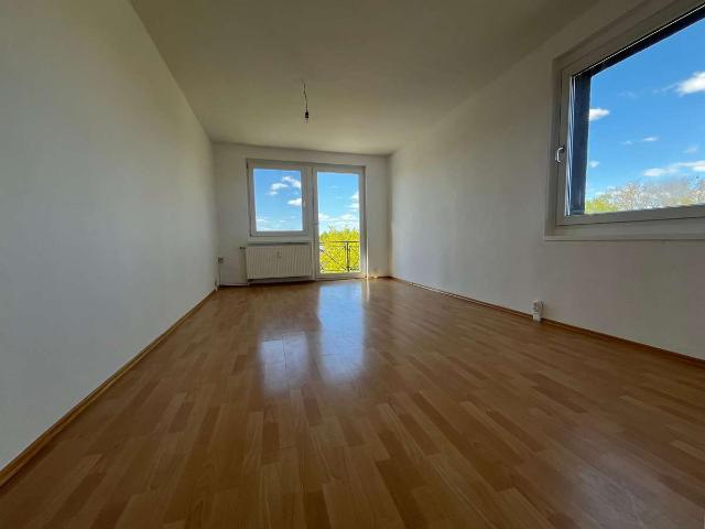 Stilvolle 4 Zimmer Wohnung mit Balkon und moderner Einbauküche Unit 73