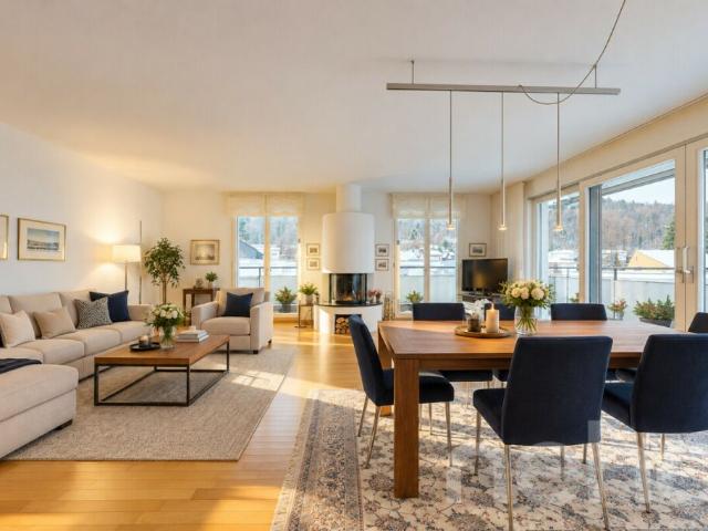 Stilvolle 5.5 Zimmer Attikawohnung mit Weitsicht
