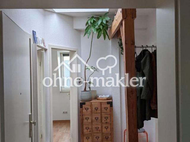 Stilvolle Altbau Dachgeschoss 2 Zimmerwohnung mit Weitblick