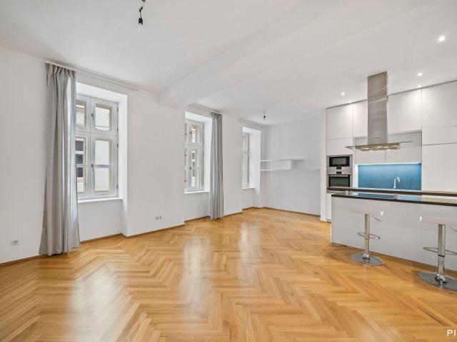 Stilvolle Altbauwohnung in traumhafter Ruhelage im Herzen des 2. Bezirks