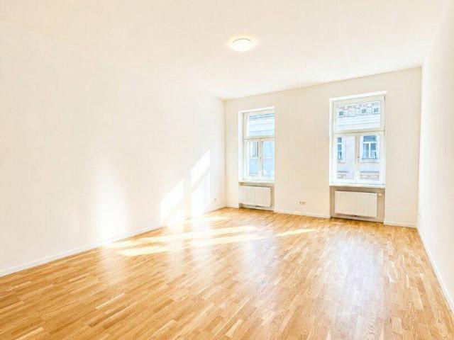 Stilvolle Altbauwohnung mit 4 Zimmern in Top Lage des 2. Bezirks