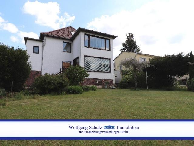 Stilvolle Altbauvilla von 1936 mit 7 Zimmern 188 m² Wohnfläche, ideal als Ein oder Zweifamilienhaus