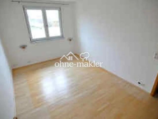 Stilvolle, gepflegte 2 Zimmer Wohnung mit Balkon und EBK in Mering