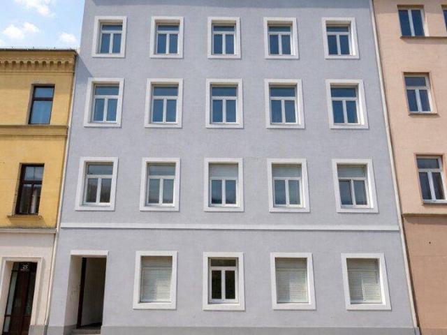 Stilvolle Dachgeschoss Maisonettewohnung mit 2 Schlafzimmern und 2 Bädern im rundum sanierten Haus – effiziente Luftwärmepumpe & Klimaanlage – überzeugen Sie sich bei einer Besichtigung