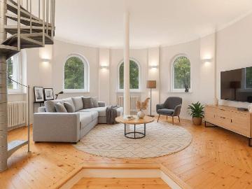 Stilvolle DG Maisonette mit Dachterrasse, Stellplatz & exklusivem Wohnambiente