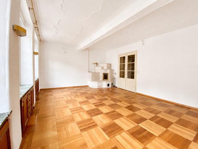 Stilvolle Einzimmerwohnung im Herzen von Steyrdorf – nahe dem Roten Brunnen