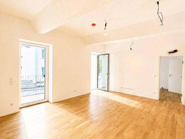 Stilvolle Erstbezugswohnung mit Loggia in absoluter Ruhelage im 2. Bezirk