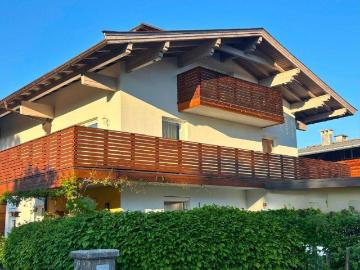 Stilvolle Haushälfte mit traumhafter Aussicht auf den Wilden Kaiser inkl. 2 Carportplätzen