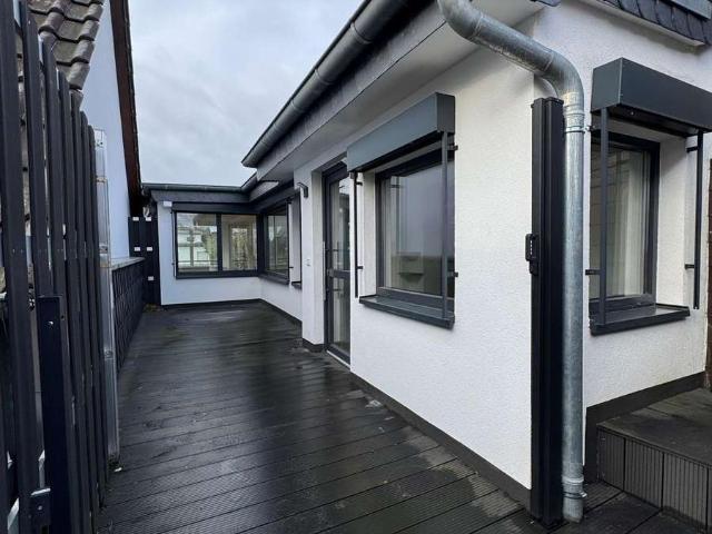 Stilvolle Loftwohnung mit 95m², Terrasse & Balkon am Lindenplatz in Dreieich Sprendlingen“