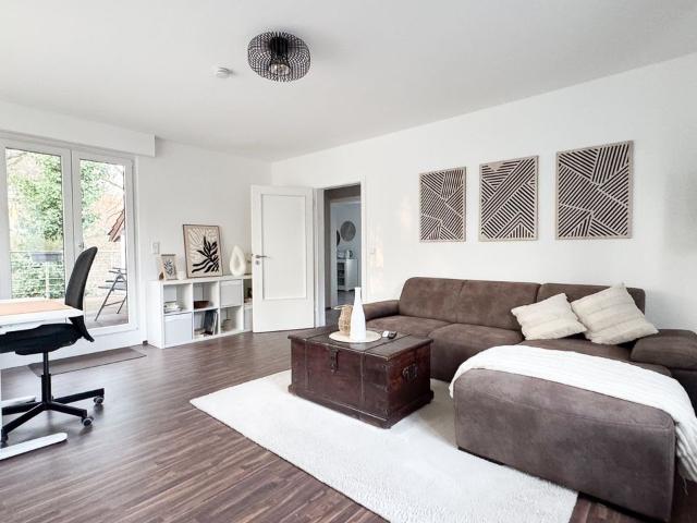 Stilvolle möblierte Wohnung im Grünen mit Dachterrasse in Mülheim Saarn, Mulheim an der Ruhr Amsterdam Apartments for Rent