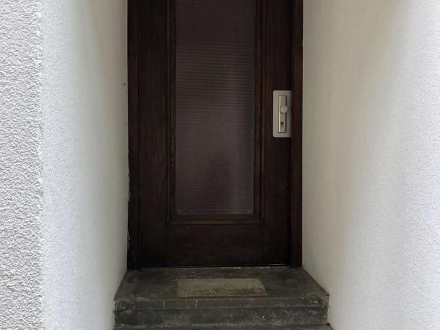 Stilvolle, modernisierte 3,5 Zimmer Maisonette Wohnung mit EBK in Stuttgart