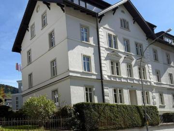 Stilvolle, sanierte 3 Zimmer Altbauwohnung mit großem Balkon in Top Lage – Belruptstraße 36, Bregenz