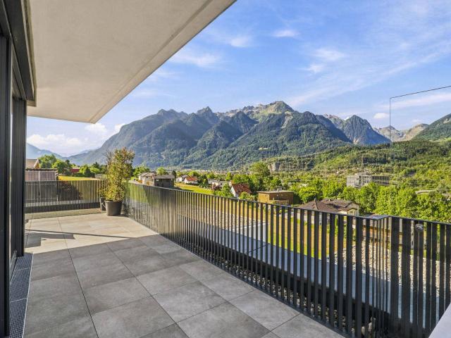 Stilvolle Penthousewohnung mit privatem Lift, großzügiger Dachterrasse und beeindruckender Bergkulisse!