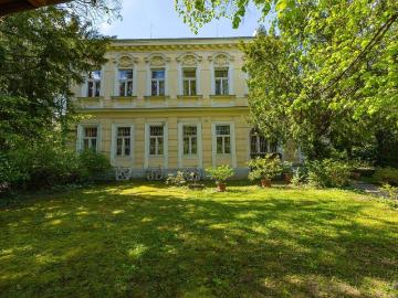 Stilvolle Residenz in Bestlage in Ober St. Veit mit 1.856 m² Grund