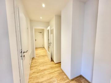 Stilvolle Wohnung mit Balkon und beeindruckendem Blick auf den Schlossberg