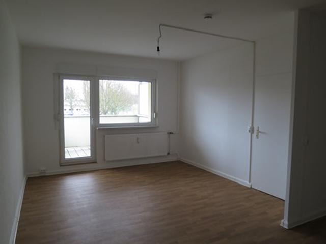 Stilvolle Vier Zimmer Wohnung mit Balkon – entspannt wohnen, lässig leben