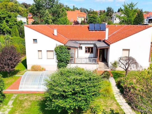 Stilvolle Villa in Graz St. Peter – großzügiges Wohnen in Bestlage mit besonderem Charme!