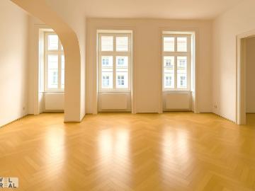 Stilvoller Altbaucharme im Herzen Wiens – Repräsentative Altbauwohnung im 9. Bezirk!