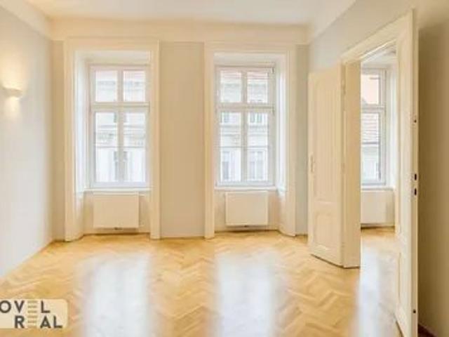 Stilvoller Altbaucharme im Herzen Wiens Repräsentative Altbauwohnung im 9. Bezirk!