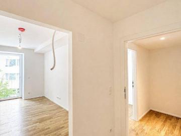 Stilvoller Erstbezug mit Balkon & Loggia in absoluter Ruhelage