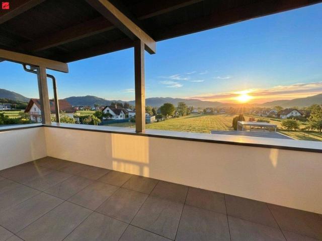 Stilvoller Wohntraum mit überdachter Terrasse