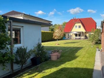 Stilvolles modernisiertes Einfamilienhaus von Privat zu verkaufen